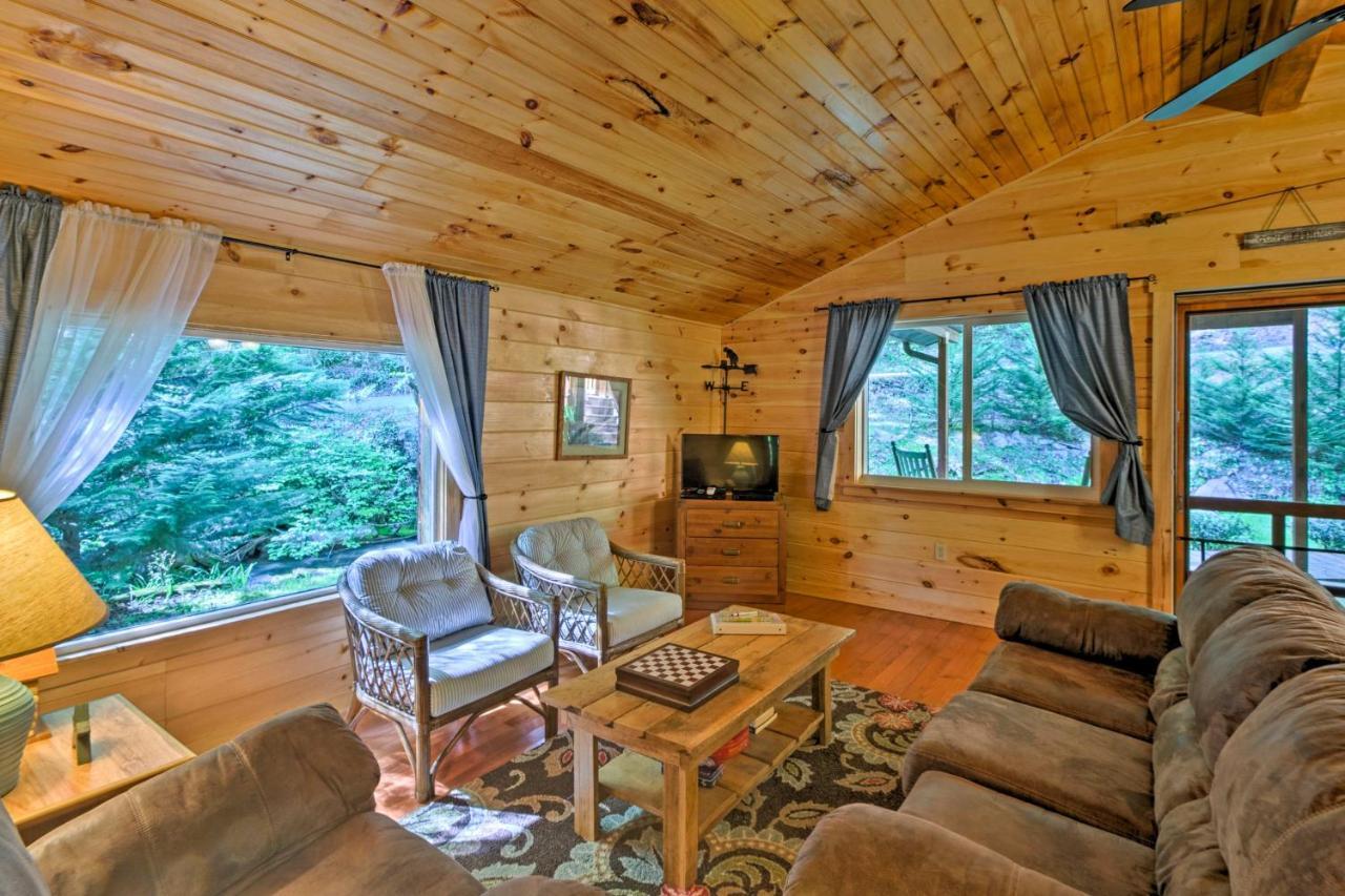 Bryson City Cabin With Fire Pit On Coopers Creek! المظهر الخارجي الصورة