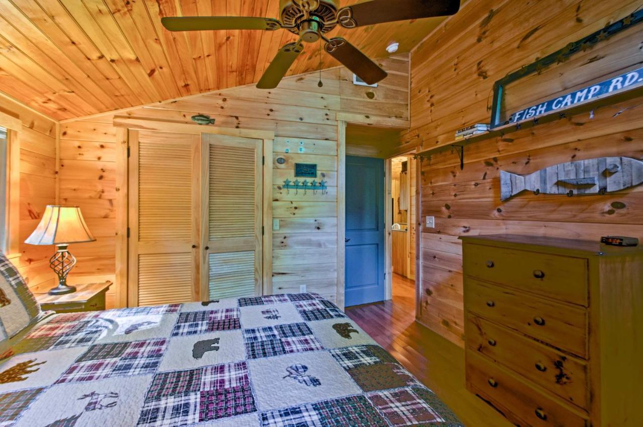 Bryson City Cabin With Fire Pit On Coopers Creek! المظهر الخارجي الصورة