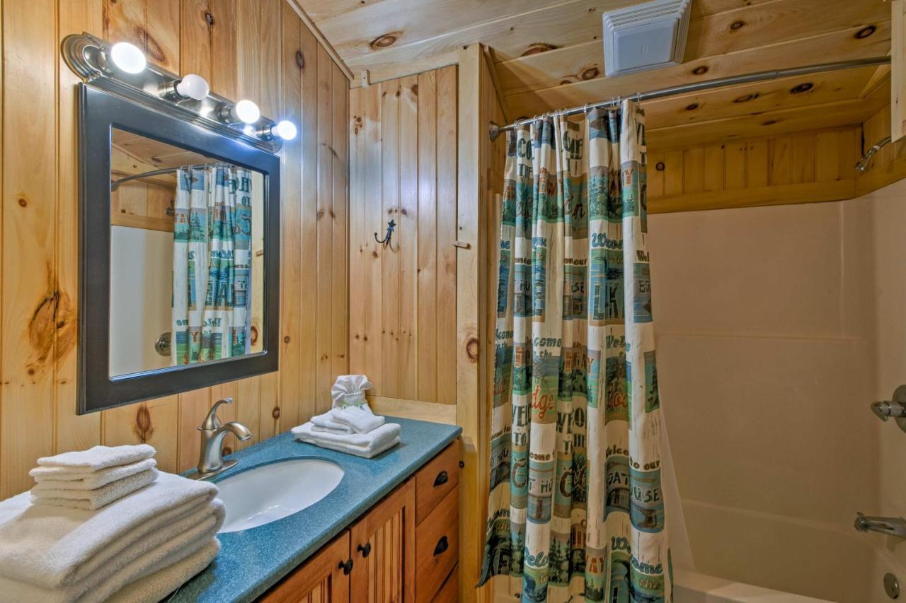 Bryson City Cabin With Fire Pit On Coopers Creek! المظهر الخارجي الصورة