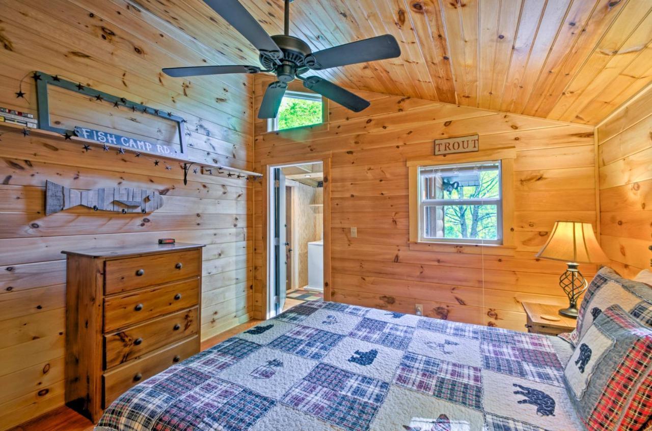 Bryson City Cabin With Fire Pit On Coopers Creek! المظهر الخارجي الصورة